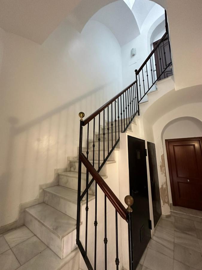 Apartamento Plaza Viuda Cadix Extérieur photo
